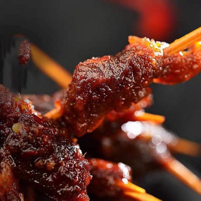 {Xả Kho} QUE THỊT CHAY XIÊN VIÊN HUN KHÓI