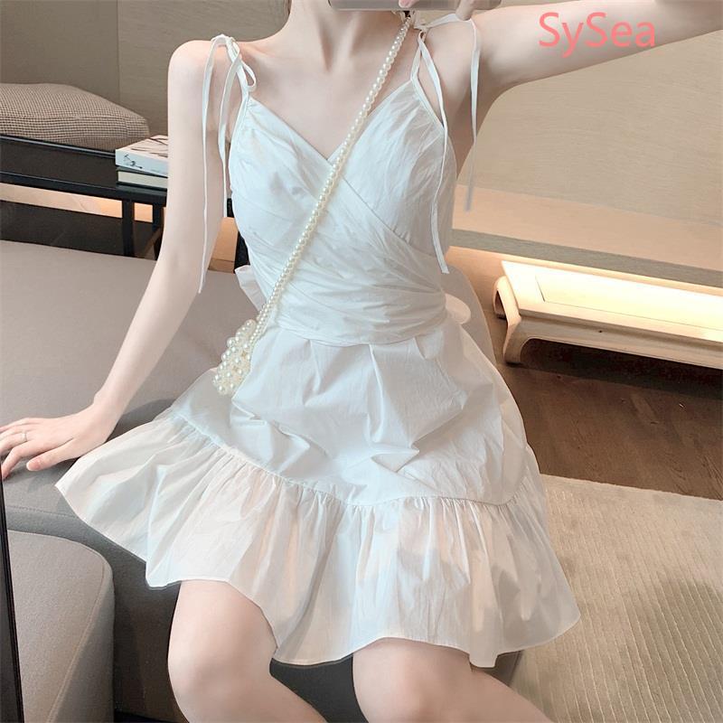 Đầm Hai Dây Màu Trắng Phối Bèo Thiết Kế Hở Lưng Quyến Rũ Cho Nữ