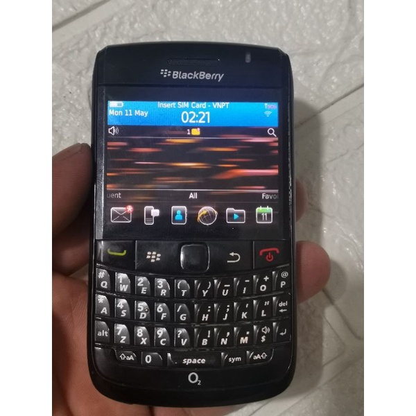điện thoại blackberry 9780 hình thức như ảnh không lỗi lầm gì