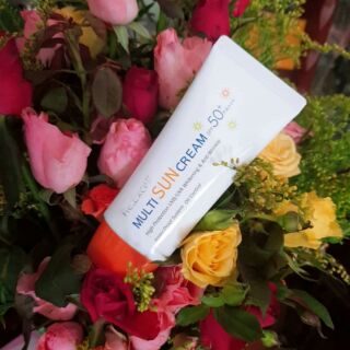 Kem chống nắng multi sun cream