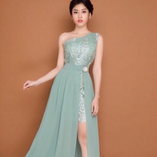 Đầm dạ hội mặc được 2 kiểu