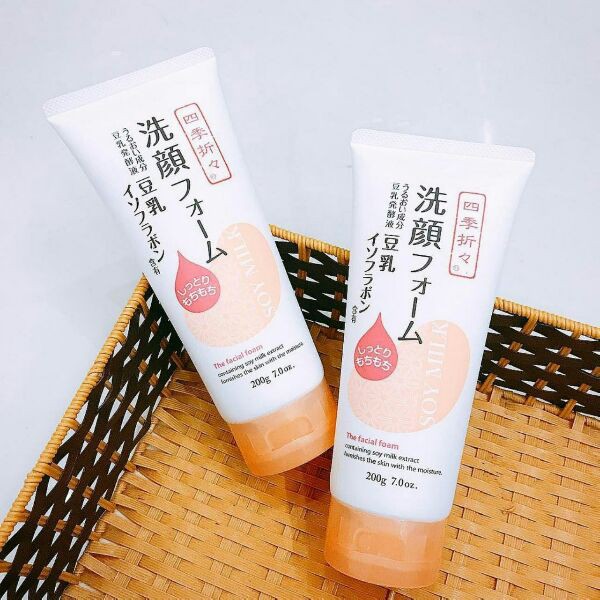 Sữa rửa mặt dưỡng ẩm đậu nành Kumano Soy Milk Shikioriori Nhật Bản 200g