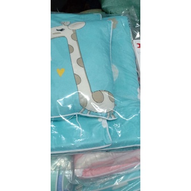 Bộ nệm nhà trẻ cho bé + 1 gối nằm 1 ôm