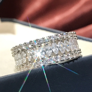 Nhẫn iFIT Đính Đá Zircon Sang Trọng Độc Đáo