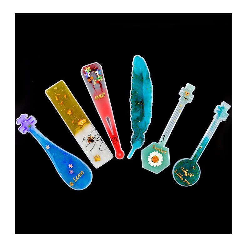 Khuôn silicon làm bookmark cổ trang bằng resin handmade