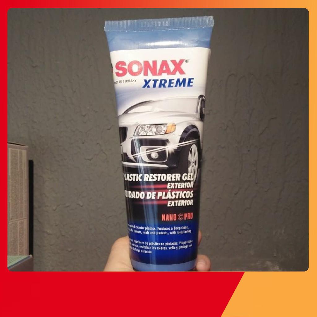 Gel Làm sạch và bảo vệ nhựa không sơn Sonax Xtreme 210141