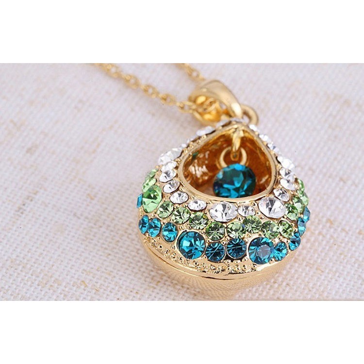 Dây chuyền mặt giọt nước bầu đính kim cương nhiều màu sặc sỡ