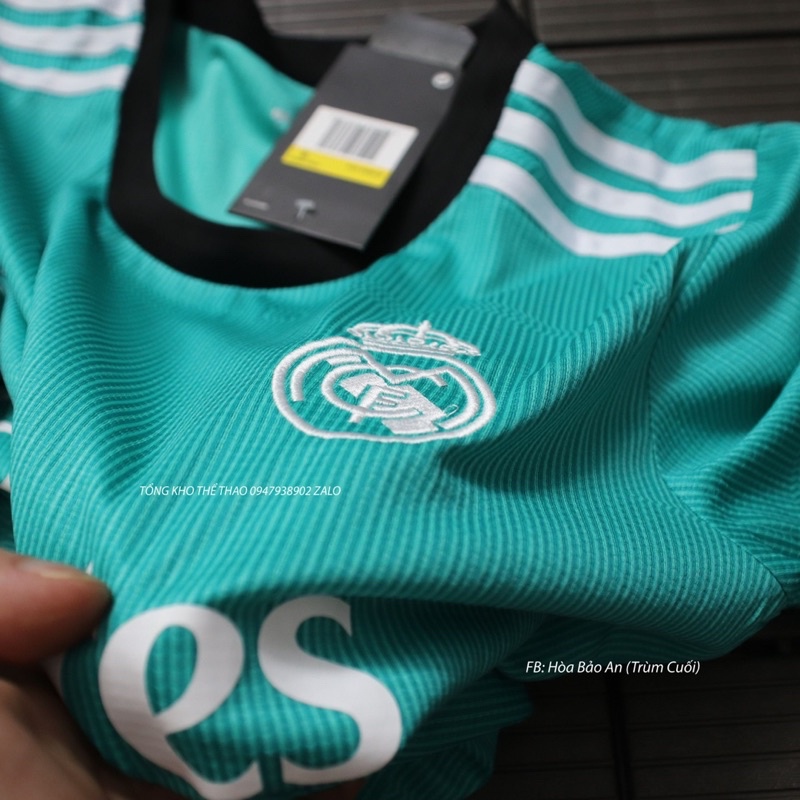 Bộ quần áo đá banh CLB Realmadrid màu xanh ngọc hàng cao cấp thailand