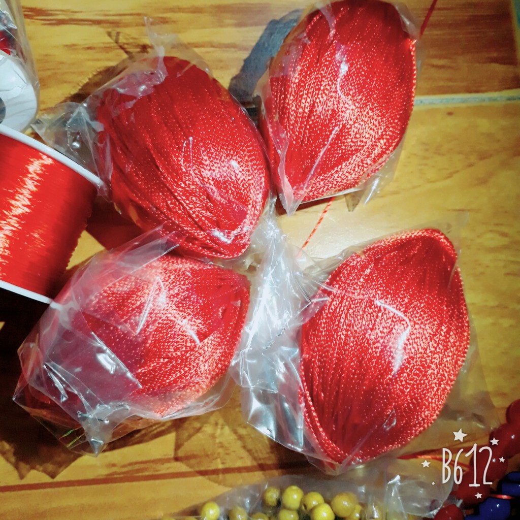 Chỉ dù làm vòng