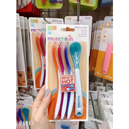 Set 4 Thìa báo nóng Munchkin từ 4 tháng