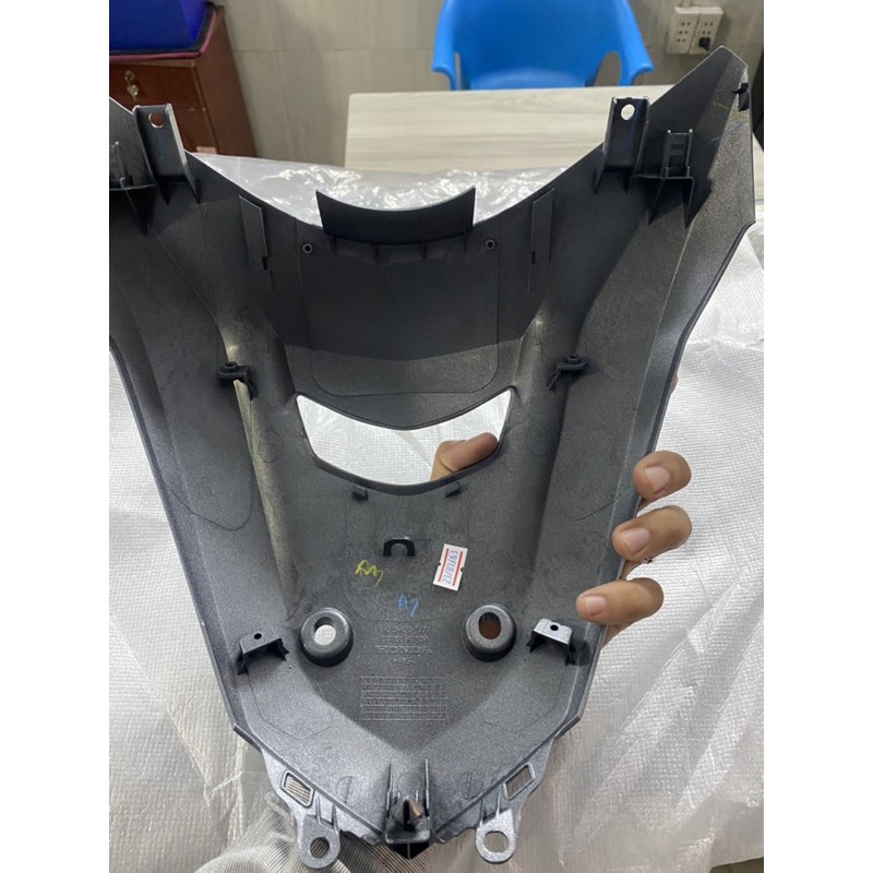 Mặt nạ Wave 125i màu bạc