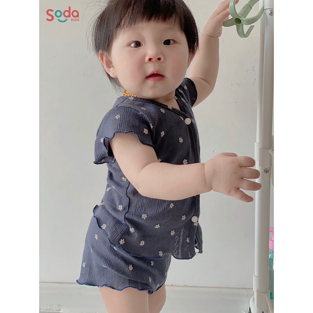 Bộ cotton bé gái Haze SODA KIDS thiết kế cổ v cúc bấm ( nhiều màu )