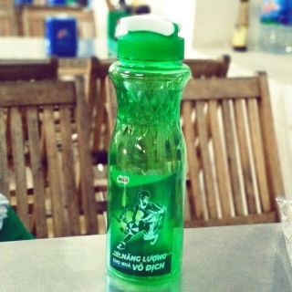 BÌNH NƯỚC MILO 1 LÍT