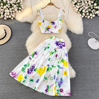 #1200 [Order] Set áo hai dây croptop + chân váy dáng chữ A có size họa tiết siêu xinh nền trắng