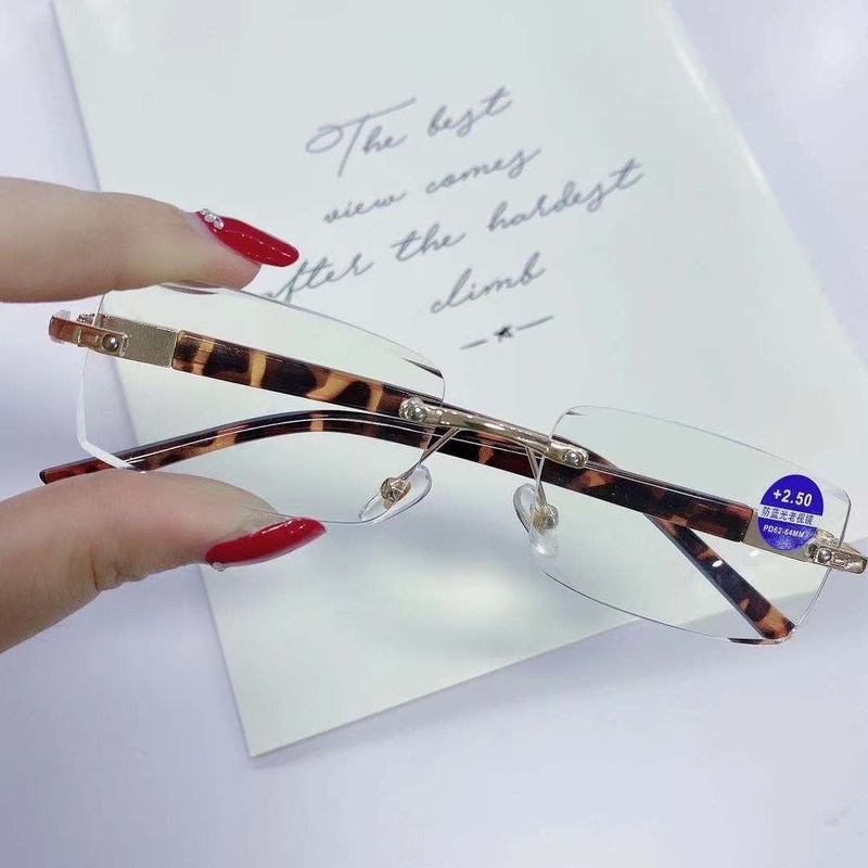 100°-400°Kính Đọc Sách Thời Trang Cho Nam Nữ