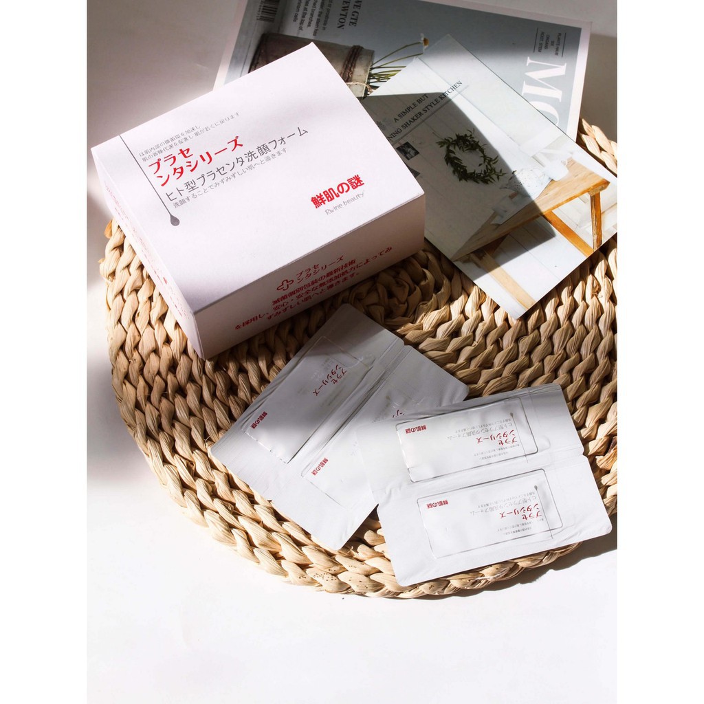 Gói Ủ Trắng Face Nội Địa Nhật Rwine Beauty Placenta Face Cleanser