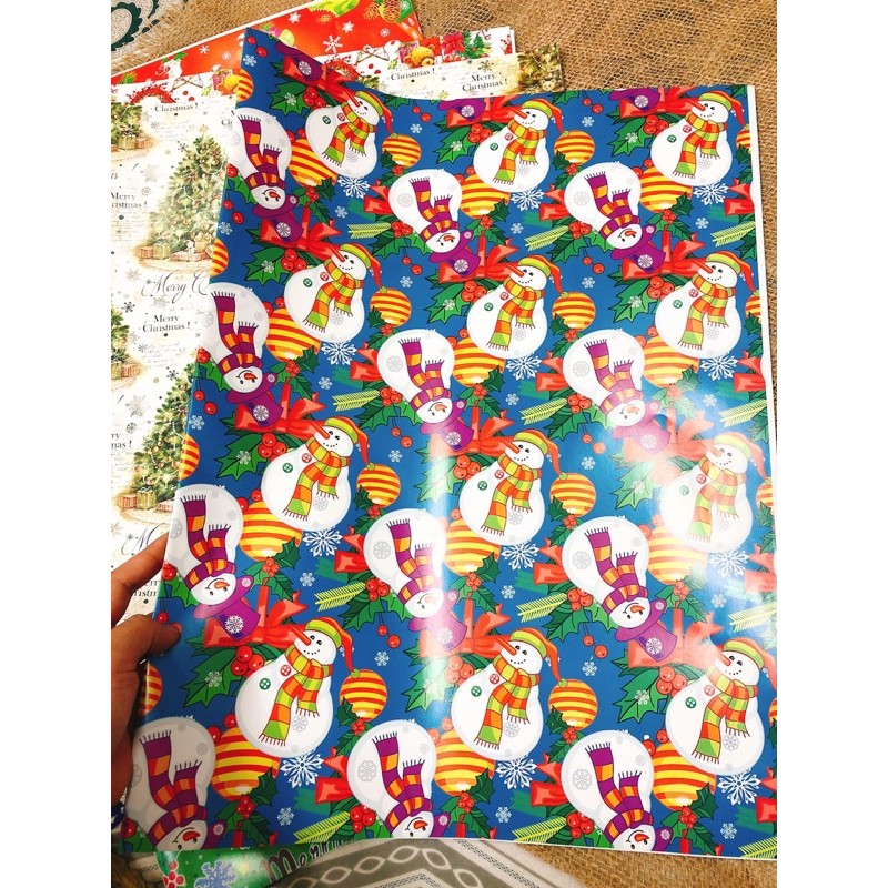 Giấy gói quà noel nhiều mẫu khổ 53*80cm - HN5