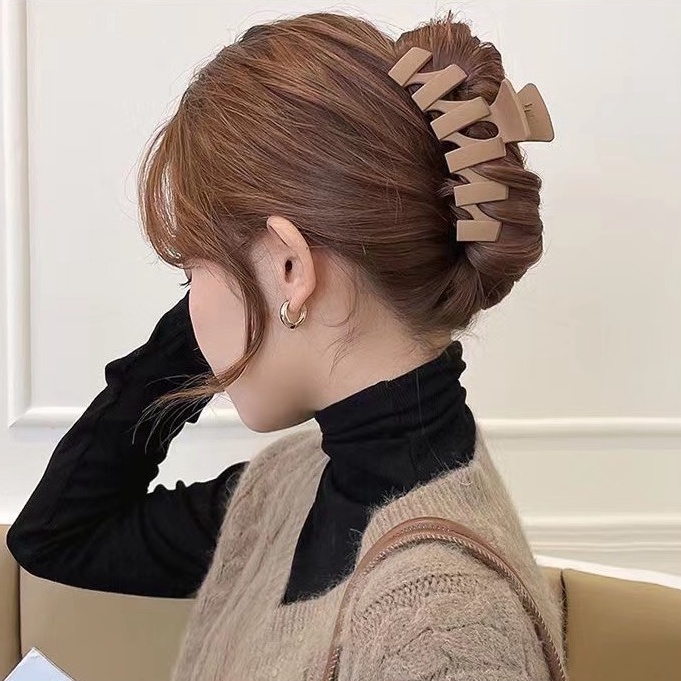 【Chi tiêu đầy 15.000 ₫ Tặng 3 món quà】Hàn Quốc phong cách Frosted Hair Clip Soft cà phê màu Clip Thời trang trang nhã tóc