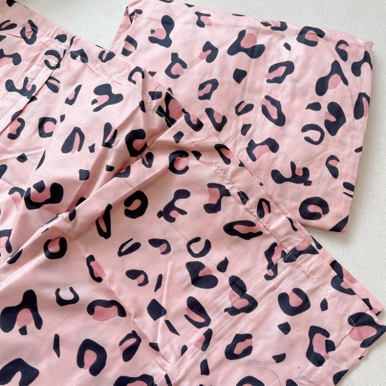 Sét Chăn Ga Gối Hè Hình Báo Hồng