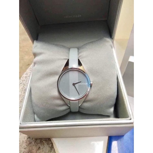 Đồng hồ nữ CK máy Thụy Sỹ  xám xanh