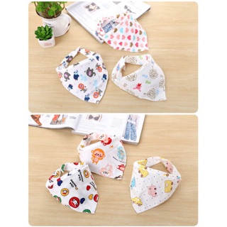 Khăn yếm cottoncho bé có nút bấm