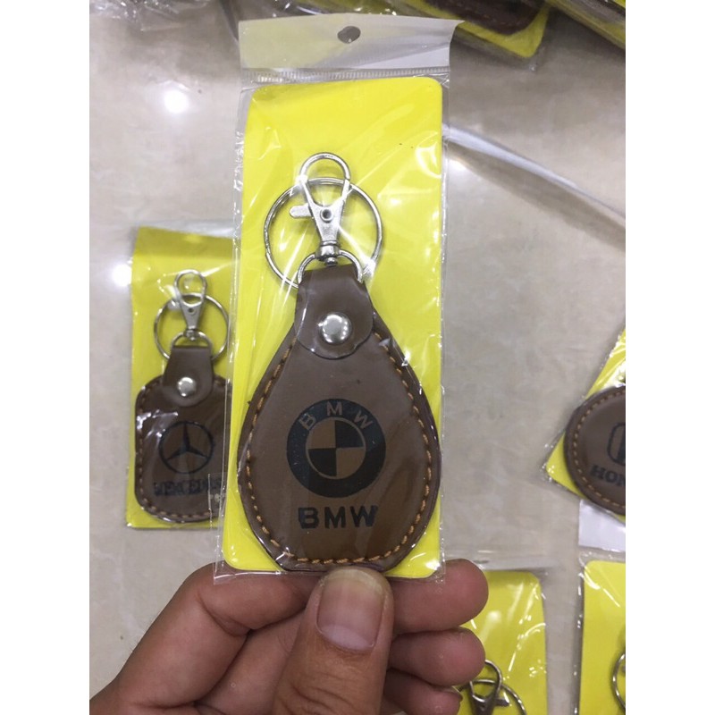 Sỉ 12 móc khoá da 90k