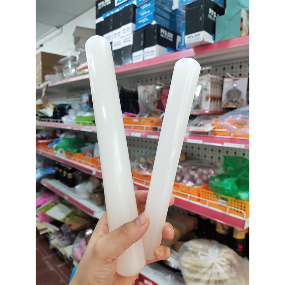 Cán bột nhựa
