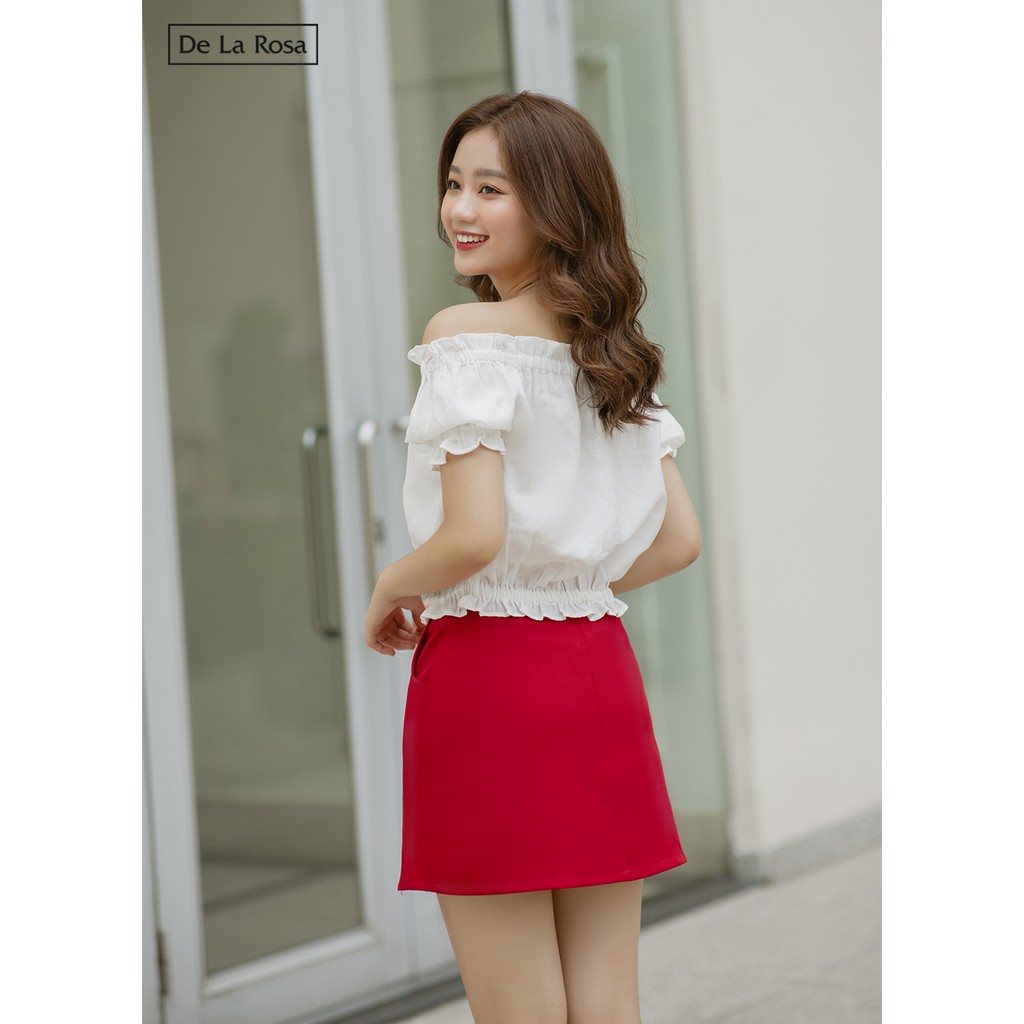 Áo trễ vai croptop trắng thiết kế nữ tính - De La Rosa