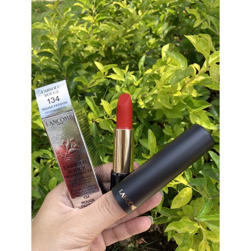 Son Lancome 134 Rouge Passion Drama Matte