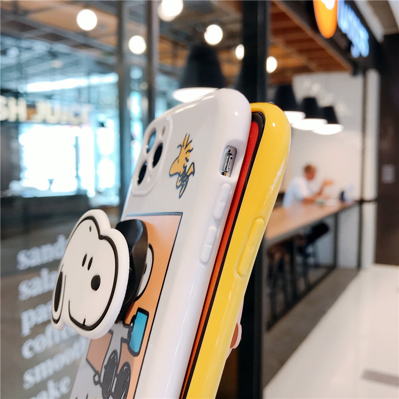 Ốp điện thoại mềm chống sốc in hình Charlie/Snoopy kèm giá đỡ cho iPhone13 Pro max 12/11 Pro max 7plus 8plus XR XSMAX