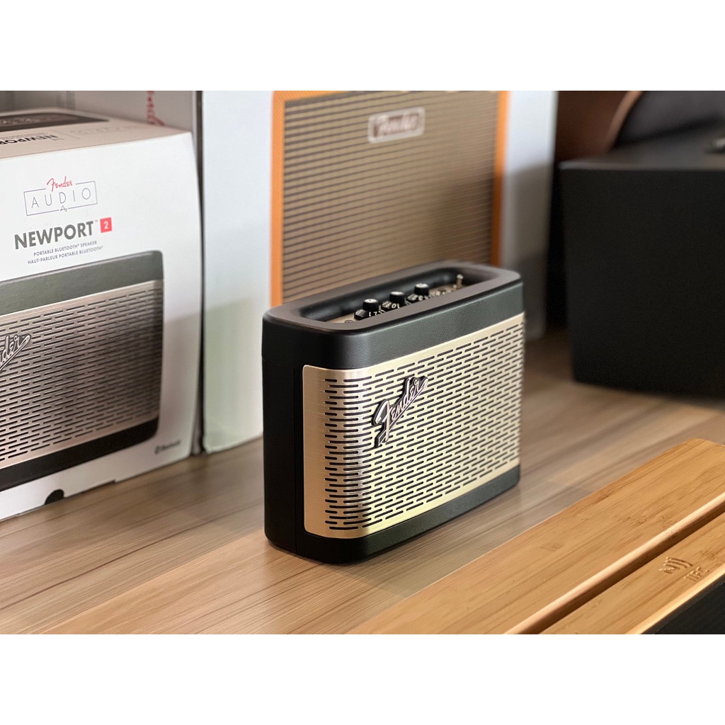 Loa Di Động Fender Newport 2 - Bảo Hành 12 Tháng