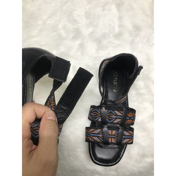 (Ảnh tự chụp)Giầy sandal thổ cẩm bé gái đi học đi chơi, hàng đại từ 30 đến 36