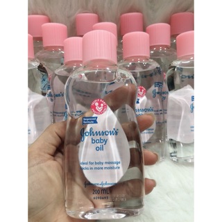Sữa tắm dưỡng ẩm Johnson Baby Oil