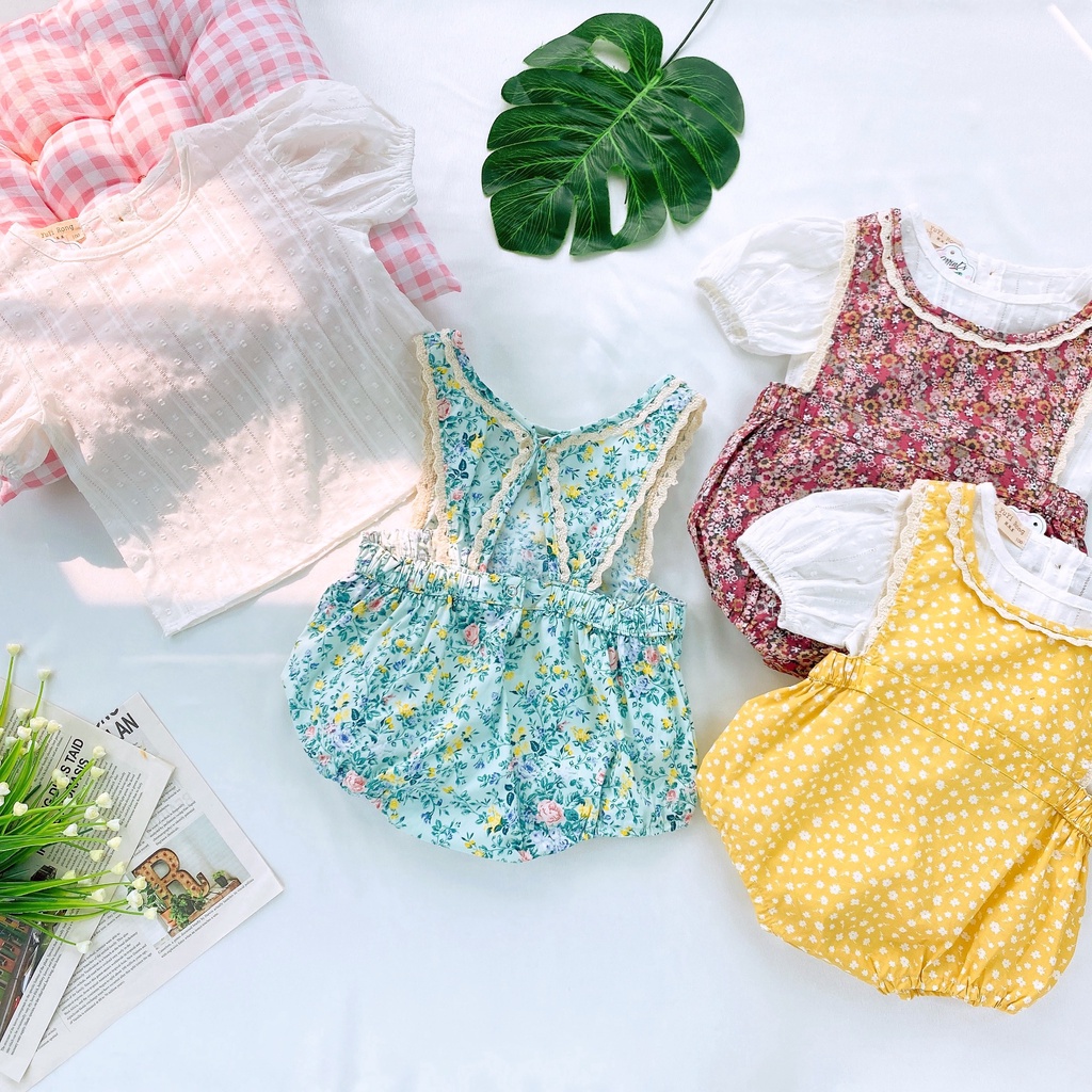 Set body bé gái yếm phối ren hoạ tiết hoa nhí cho sơ sinh 1 2 tuổi tuổi MINTSCLOSET Mint's Closet - YE5028