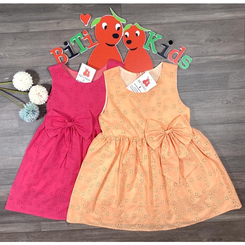 Đầm bé gái,váy trẻ em mùa hè hàng thiết kế ,BITIKIDS, họa tiết boi thêu cotton size 1-6 tuổi .