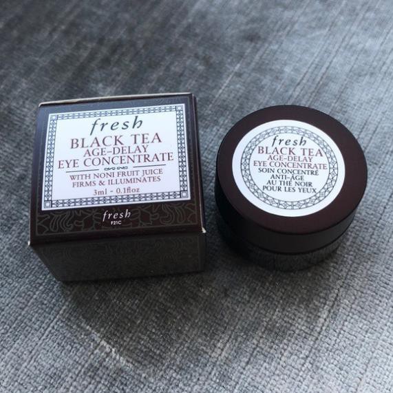 Kem dưỡng mắt chiết xuất trà đen Freesh Black Tea Age-Delay Eye Concentrate 2ml