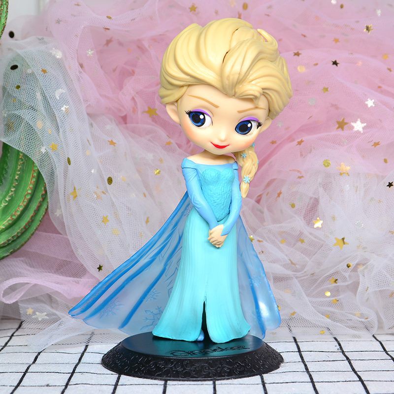 Tượng Elsa chibi