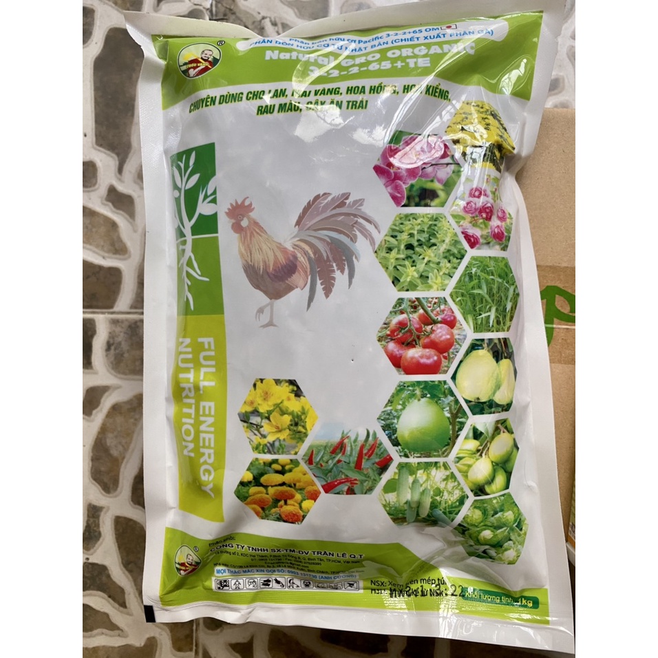 Phân bón rau hữu cơ (dịch trùn quế, phân gà 1kg, 30-10-10)