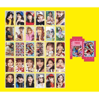 Lomo card TWICE gồm 30 tấm khác nhau
