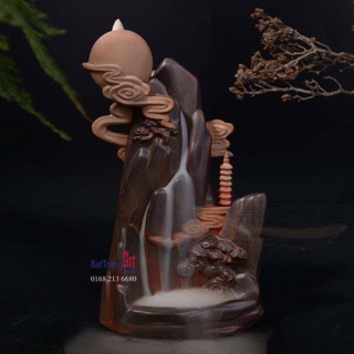 THÁC KHÓI TRẦM HƯƠNG NGUYỆT VỌNG KHÊ Tâm