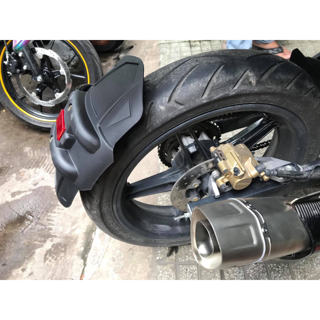 Dè chắn bùn KTM, Dè chắn bùn 1 chân chắc chắn