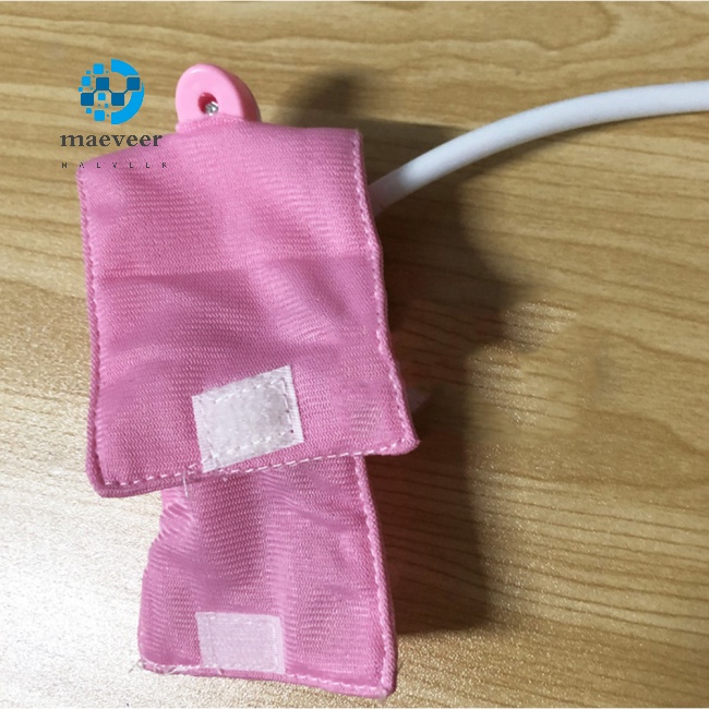 Bộ đồ chơi đóng vai bác sĩ cho bé