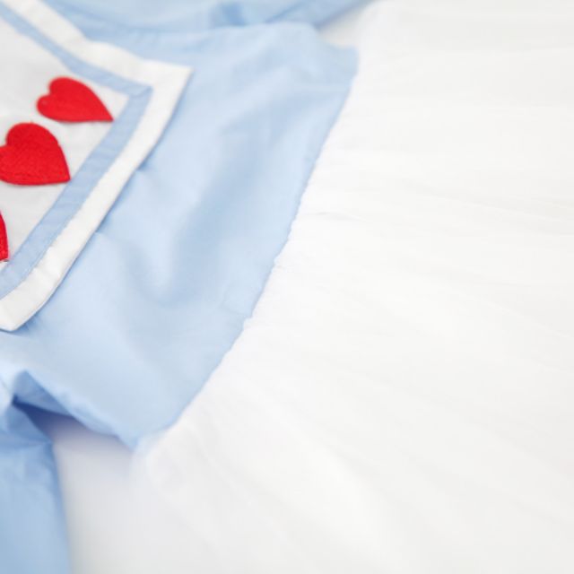 Váy thu đông họa tiết 3 trái tim cực xinh cho bé