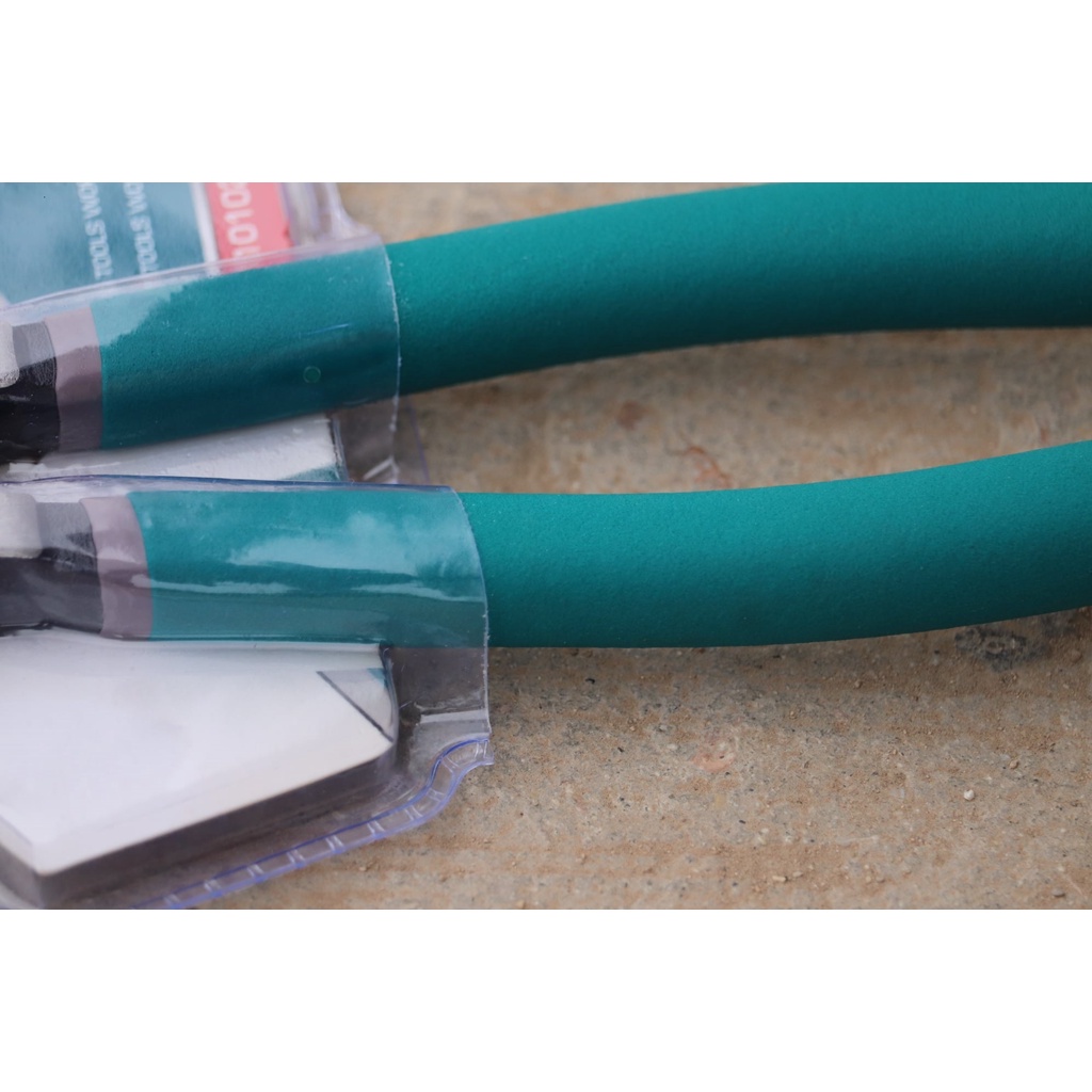 250mm Kềm bấm hàng rào Total THT210102