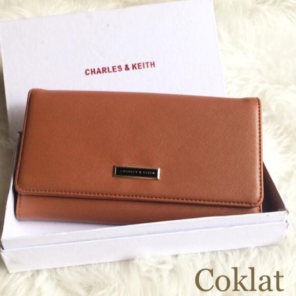 Ví Da Dáng Dài Hiệu Charles Keith Kèm Hộp Đựng