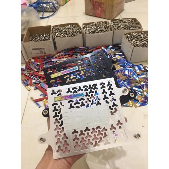 Che két nước Vario AB Click Lead mẫu Yoshimura tặng kèm đầy đủ tem titan ốc ắc dễ lắp đặt QU17