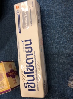Kem đánh răng sensodyne thailand