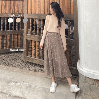 Chân Váy Voan Dáng Dài Nâu Kẻ Sọc Hoa