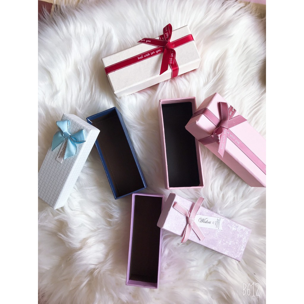 Hộp Đựng Son Siêu Xinh( lấy mẫu ngẫu nhiên) | BigBuy360 - bigbuy360.vn