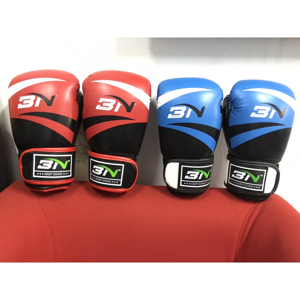 Găng Boxing BN - VN cao cấp mẩu cổ điển tặng 1 cặp băng quấn 4m